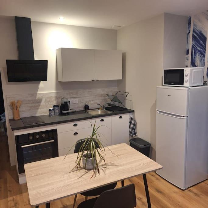 Vendeuvre-sur-Barse Appartement T1 Bis Avec Balcon מראה חיצוני תמונה